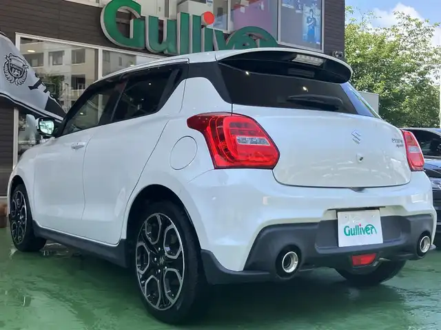 スズキ スイフト スポーツ セーフティPKG 神奈川県 2019(令1)年 2.1万km ピュアホワイトP アダクティブクルーズコントロール/全方位カメラ/純正OPナビ/フルセグTV/バックカメラ/Bluetooth接続可/DVD再生可/レーダークルコン/純正17インチAW/D席シートヒーター/ビルトインETC/LEDヘッドライト/AUTOライト/スマートキー×2
