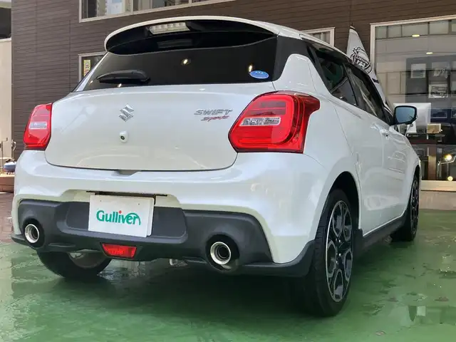 スズキ スイフト スポーツ セーフティPKG 神奈川県 2019(令1)年 2.1万km ピュアホワイトP アダクティブクルーズコントロール/全方位カメラ/純正OPナビ/フルセグTV/バックカメラ/Bluetooth接続可/DVD再生可/レーダークルコン/純正17インチAW/D席シートヒーター/ビルトインETC/LEDヘッドライト/AUTOライト/スマートキー×2