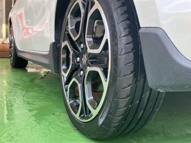 スズキ スイフト スポーツ セーフティPKG 神奈川県 2019(令1)年 2.1万km ピュアホワイトP アダクティブクルーズコントロール/全方位カメラ/純正OPナビ/フルセグTV/バックカメラ/Bluetooth接続可/DVD再生可/レーダークルコン/純正17インチAW/D席シートヒーター/ビルトインETC/LEDヘッドライト/AUTOライト/スマートキー×2