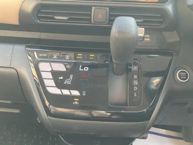 日産 ルークス ハイウェイスター X 静岡県 2021(令3)年 9.7万km フローズンバニラパール (株)IDOMが運営する【じしゃロン焼津店】の自社ローン専用車両になります。こちらは現金またはオートローンご利用時の価格です。自社ローンご希望の方は別途その旨お申付け下さい /純正ＳＤナビ/（フルセグＴＶ/Ｂｌｕｅｔｏｏｔｈ接続/ＣＤ/ＤＶＤ）/両側パワースライドドア/衝突軽減ブレーキ/バックカメラ/３６０°カメラ/ＥＴＣ/ＬＥＤヘッドライト/オートライト/オートハイビーム