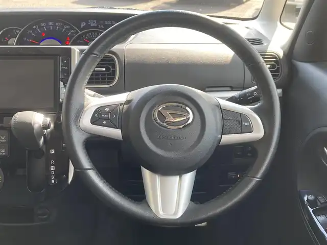 ダイハツ タント カスタムRS トップED LTD SAⅢ 静岡県 2018(平30)年 9.2万km ブライトシルバーメタリック (株)IDOMが運営する【じしゃロン焼津店】の自社ローン専用車両になります。こちらは現金またはオートローンご利用時の価格です。自社ローンご希望の方は別途その旨お申付け下さい /純正ＳＤナビ/（フルセグＴＶ/Ｂｌｕｅｔｏｏｔｈ接続/ＣＤ/ＤＶＤ）/両側パワースライドドア/スマートアシスト３/バックカメラ/３６０°カメラ/運転席シートヒーター/ＬＥＤヘッドライト/オートライト/オートハイビーム