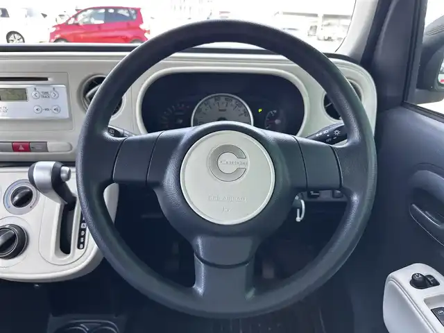 ダイハツ ミラ ココア L 宮城県 2014(平26)年 2.9万km コットンアイボリー 純正オーディオ/ヘッドライトレベライザー/アイドリングストップ/シートリフター/ベンチシート/電動格納ミラー/社外ドライブレコーダー/フロアマット/ドアバイザー/スマートキー