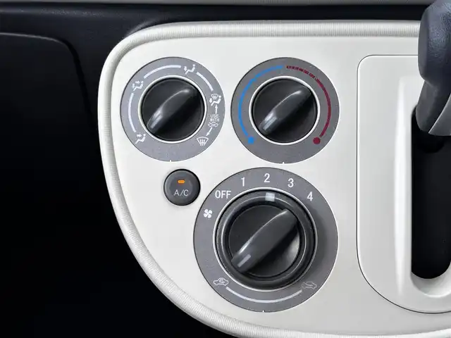 ダイハツ ミラ ココア L 宮城県 2014(平26)年 2.9万km コットンアイボリー 純正オーディオ/ヘッドライトレベライザー/アイドリングストップ/シートリフター/ベンチシート/電動格納ミラー/社外ドライブレコーダー/フロアマット/ドアバイザー/スマートキー