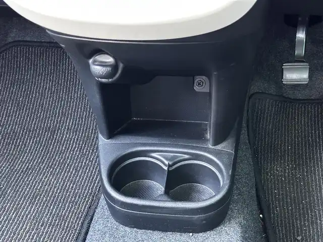 ダイハツ ミラ ココア L 宮城県 2014(平26)年 2.9万km コットンアイボリー 純正オーディオ/ヘッドライトレベライザー/アイドリングストップ/シートリフター/ベンチシート/電動格納ミラー/社外ドライブレコーダー/フロアマット/ドアバイザー/スマートキー