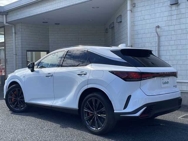 レクサス ＲＸ 350 Fスポーツ 神奈川県 2024(令6)年 0.6万km ホワイトノーヴァガラスフレーク ワンオーナー/サンルーフ/オレンジブレーキキャリパー/純正ナビ（フルセグTV/AM/FM/BT/USB/Miracast）/全方位カメラ/前後ドライブレコーダー/レーダークルーズコントロール/パドルシフト/クリアランスソナー/レーンキープアシスト/ブラインドスポットモニター/リヤクロストラフィックアラート/安心降車システム/パーキングサポートブレーキ/赤革シート/全席パワーシート/全席エアーシート＆シートヒーター/電動リアゲート/電動チルト/ステアリングヒーター/純正アルミ/ルーフレール/ETC2.0/スペアキー×1/カードキー×1/取扱説明書/保証書