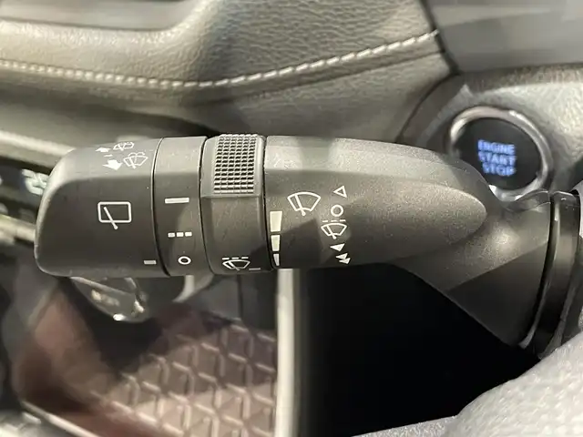 トヨタ ＲＡＶ４ G Zパッケージ 愛知県 2020(令2)年 3.7万km アティチュードブラックマイカ 純正9インチナビ/（Bluetooth/AM/FM/フルセグTV）/サンルーフ/モデリスタエアロ/衝突軽減ブレーキ/レーダークルーズコントロール/シートヒーター/LEDヘッドライト/オートマチックハイビーム/ETC/バックカメラ/デジタルインナーミラー/ステアリングヒーター/パワーシート/電動リアゲート/コーナーセンサー/スマートキー/純正19インチAW