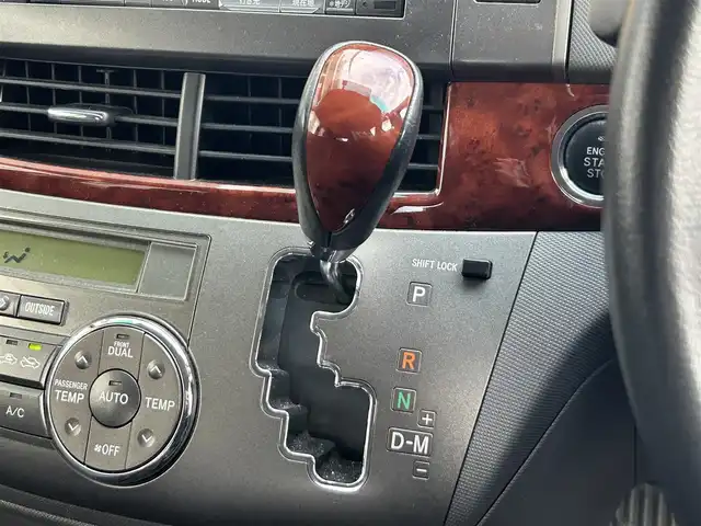 トヨタ エスティマ アエラス Gエディション 静岡県 2011(平23)年 7.3万km ブラック 社外アルパインナビ/BT/CD/DVD/フルセグTV/SD/HDD/ビルトインETC/クルーズコントロール/両側パワースライドドア/フリップダウンモニター/純正フロアマット/電動格納ミラー/フォグランプ