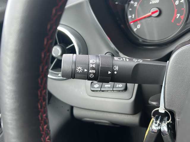 シボレー カマロ SS 広島県 2018(平30)年 3.2万km 黒 禁煙/サンルーフ/BOSEプレミアムサラウンドシステム/シートヒーター/シートクーラー/前席パワーシート/シートメモリー/純正20インチアルミホイール/アンビエントライト/純正ディスプレイオーディオ/AppleCarPlay/androidauto/USB/Bluetooth/バックカメラ/コーナーセンサー/ヘッドアップディスプレイ/革巻きステアリング/ステアリングスイッチ/置くだけ充電/クルーズコントロール/ブラインドスポットモニター/オートマチックヘッドランプシステム/パワートランク/電動パーキングブレーキ/ETC(グローブBOX内）/スペアキー/保証書/取扱書