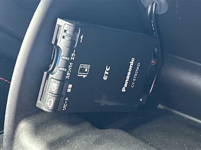 シボレー カマロ SS 広島県 2018(平30)年 3.2万km 黒 禁煙/サンルーフ/BOSEプレミアムサラウンドシステム/シートヒーター/シートクーラー/前席パワーシート/シートメモリー/純正20インチアルミホイール/アンビエントライト/純正ディスプレイオーディオ/AppleCarPlay/androidauto/USB/Bluetooth/バックカメラ/コーナーセンサー/ヘッドアップディスプレイ/革巻きステアリング/ステアリングスイッチ/置くだけ充電/クルーズコントロール/ブラインドスポットモニター/オートマチックヘッドランプシステム/パワートランク/電動パーキングブレーキ/ETC(グローブBOX内）/スペアキー/保証書/取扱書