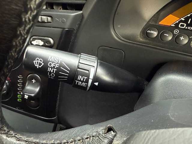 ホンダ Ｓ２０００ タイプS 大阪府 2008(平20)年 13.9万km アペックスブルーパール /禁煙車//TypeS　専用カラー「アペックス・ブルーパール」//TypeS　専用装備/・ブラックエンブレム・フロントスポイラー・リアウイング・アルミシフトノブ・専用17インチアルミ//ブリッドフルバケットシート(D席)//メーカーオプション本革シート(N席)//ディーラーオプションハードトップ//無限マフラー//TEIN車高調//純正CDオーディオ・FM・AM・CD・MD//パナソニックポータブルナビ(CN-G1500VD)・ワンセグ・SD//HIDヘッドライト//キーレス//エンジンスタートボタン//レーダー探知機(GWR73SD)//スペアキー