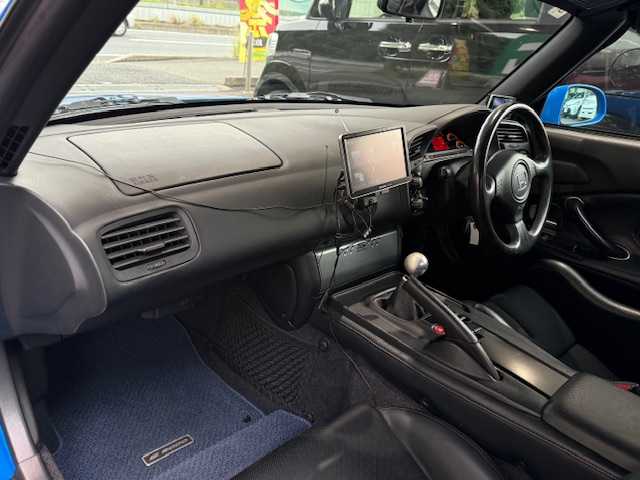 ホンダ Ｓ２０００ タイプS 大阪府 2008(平20)年 13.9万km アペックスブルーパール /禁煙車//TypeS　専用カラー「アペックス・ブルーパール」//TypeS　専用装備/・ブラックエンブレム・フロントスポイラー・リアウイング・アルミシフトノブ・専用17インチアルミ//ブリッドフルバケットシート(D席)//メーカーオプション本革シート(N席)//ディーラーオプションハードトップ//無限マフラー//TEIN車高調//純正CDオーディオ・FM・AM・CD・MD//パナソニックポータブルナビ(CN-G1500VD)・ワンセグ・SD//HIDヘッドライト//キーレス//エンジンスタートボタン//レーダー探知機(GWR73SD)//スペアキー