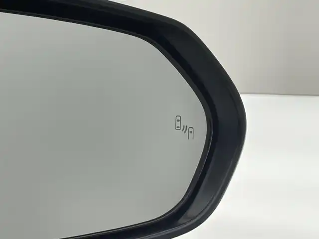 トヨタ カローラ スポーツ ハイブリッドG Z 愛知県 2018(平30)年 0.8万km ホワイトパールクリスタルシャイン 純正９型ナビ　メーカーオプションシート　シートヒーター　バックカメラ　ＢＳＭ　ＨＵＤ　ＡＣ１００Ｖ電源　ＥＴＣ　電動パーキング　前後ドラレコ　衝突軽減　追従クルコン　コーナーセンサー　ＬＥＤライト