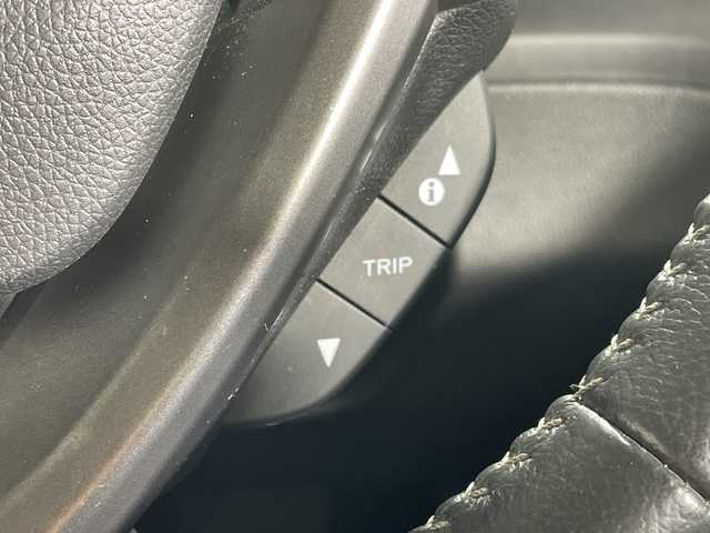 ホンダ フリード ハイブリット クロスター ホンダセンシング 神奈川県 2021(令3)年 6.2万km シルバーミストグリーンM 純正9インチインターナビ【VXM-217VFNi】/Bluetooth・CD・DVD・SD・USB・iPod・AppleCarPlay・フルセグTV/両側パワースライドドア/社外キャリアルーフレール/ホンダセンシング/アダプティブクルーズコントロール/ハーフレザーシート/シートヒーター/バックカメラ/ビルトインETC/ウォークスルー/純正フロアマット/純正15インチアルミホイール/オートマチックハイビーム/コーナーセンサー/LEDヘッドライト/衝突軽減ブレーキ/歩行者事故低減ステアリング/車線維持支援システム/路外逸脱抑制機能/誤発進抑制機能/先行車発進お知らせ機能/標識認識機能