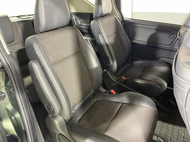 ホンダ フリード ハイブリット クロスター ホンダセンシング 神奈川県 2021(令3)年 6.2万km シルバーミストグリーンM 純正9インチインターナビ【VXM-217VFNi】/Bluetooth・CD・DVD・SD・USB・iPod・AppleCarPlay・フルセグTV/両側パワースライドドア/社外キャリアルーフレール/ホンダセンシング/アダプティブクルーズコントロール/ハーフレザーシート/シートヒーター/バックカメラ/ビルトインETC/ウォークスルー/純正フロアマット/純正15インチアルミホイール/オートマチックハイビーム/コーナーセンサー/LEDヘッドライト/衝突軽減ブレーキ/歩行者事故低減ステアリング/車線維持支援システム/路外逸脱抑制機能/誤発進抑制機能/先行車発進お知らせ機能/標識認識機能