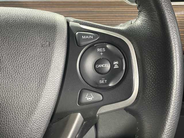 ホンダ フリード ハイブリット クロスター ホンダセンシング 神奈川県 2021(令3)年 6.2万km シルバーミストグリーンM 純正9インチインターナビ【VXM-217VFNi】/Bluetooth・CD・DVD・SD・USB・iPod・AppleCarPlay・フルセグTV/両側パワースライドドア/社外キャリアルーフレール/ホンダセンシング/アダプティブクルーズコントロール/ハーフレザーシート/シートヒーター/バックカメラ/ビルトインETC/ウォークスルー/純正フロアマット/純正15インチアルミホイール/オートマチックハイビーム/コーナーセンサー/LEDヘッドライト/衝突軽減ブレーキ/歩行者事故低減ステアリング/車線維持支援システム/路外逸脱抑制機能/誤発進抑制機能/先行車発進お知らせ機能/標識認識機能