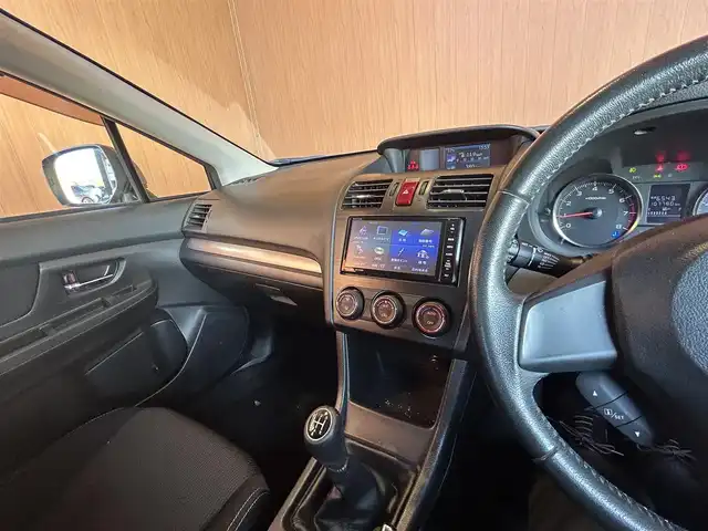 スバル インプレッサ スポーツ 1．6i－L 愛知県 2013(平25)年 10.8万km クリスタルブラックシリカ 登録時走行距離107780キロ/Ｐａｎａｓｏｎｉｃ７インチナビ/(フルセグTV/Bluetooth接続/CD/DVD)/ＥＴＣ/バックカメラ/純正アルミホイール/純正フロアマット/スマートキー/スペアキー/フォグランプ/取扱説明書/保証書/整備記録簿