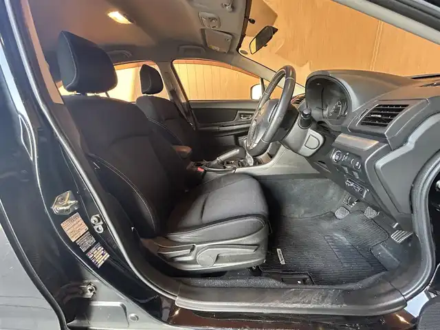 スバル インプレッサ スポーツ 1．6i－L 愛知県 2013(平25)年 10.8万km クリスタルブラックシリカ 登録時走行距離107780キロ/Ｐａｎａｓｏｎｉｃ７インチナビ/(フルセグTV/Bluetooth接続/CD/DVD)/ＥＴＣ/バックカメラ/純正アルミホイール/純正フロアマット/スマートキー/スペアキー/フォグランプ/取扱説明書/保証書/整備記録簿