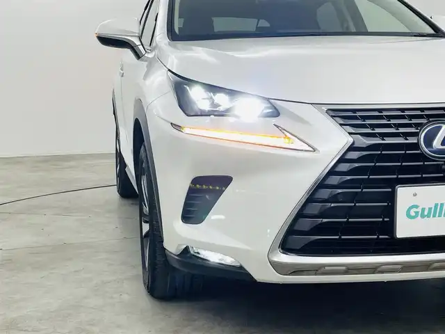 レクサス ＮＸ 300h バージョンL 福島県 2021(令3)年 4.8万km ソニッククォーツ プリクラッシュセーフティ/・S-VSC/・全車速追従機能付クルーズコントロール/・衝突軽減装置ブレーキ/・レーンアシスト/・レインセンサー/・クリアランスソナー/純正ナビゲーション/・Bluetooth/TV/CD/DVD/AM・FM/AUX/SD/USB/・バックカメラ/・３６０°カメラ/・ETC/サンルーフ/電動リアゲート/革巻きステアリング/・ステアリングスイッチ/・ステアリングヒーター/シートヒーター/・エアシート/ヘッドアップディスプレイ/デジタルインナーミラー/プッシュスタート/・スマートキー/純正フロアマット/ドアバイザー