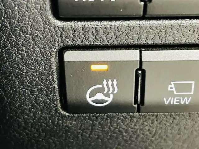 レクサス ＮＸ 300h バージョンL 福島県 2021(令3)年 4.8万km ソニッククォーツ プリクラッシュセーフティ/・S-VSC/・全車速追従機能付クルーズコントロール/・衝突軽減装置ブレーキ/・レーンアシスト/・レインセンサー/・クリアランスソナー/純正ナビゲーション/・Bluetooth/TV/CD/DVD/AM・FM/AUX/SD/USB/・バックカメラ/・３６０°カメラ/・ETC/サンルーフ/電動リアゲート/革巻きステアリング/・ステアリングスイッチ/・ステアリングヒーター/シートヒーター/・エアシート/ヘッドアップディスプレイ/デジタルインナーミラー/プッシュスタート/・スマートキー/純正フロアマット/ドアバイザー