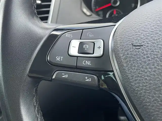 フォルクスワーゲン シャラン TSI コンフォートライン 東京都 2019(平31)年 2.2万km パール ナビゲーションパッケージ/ハイキセノンパッケージ/純正ナビ/バックカメラ/純正16インチアルミホイール/アダプティブクルーズコントロール/スマートキー/プッシュスタート/アイドリングストップ/ドライブレコーダー/ETC