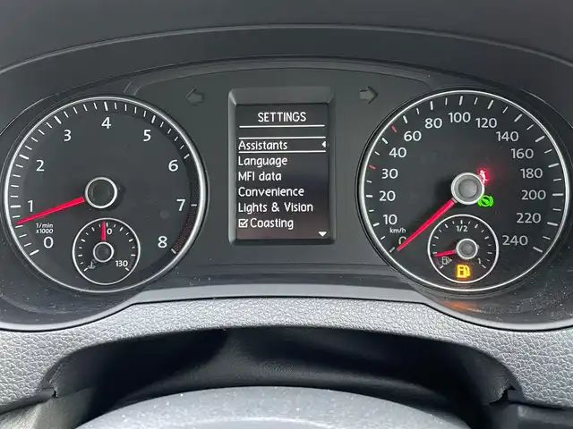 フォルクスワーゲン シャラン TSI コンフォートライン 東京都 2019(平31)年 2.2万km パール ナビゲーションパッケージ/ハイキセノンパッケージ/純正ナビ/バックカメラ/純正16インチアルミホイール/アダプティブクルーズコントロール/スマートキー/プッシュスタート/アイドリングストップ/ドライブレコーダー/ETC