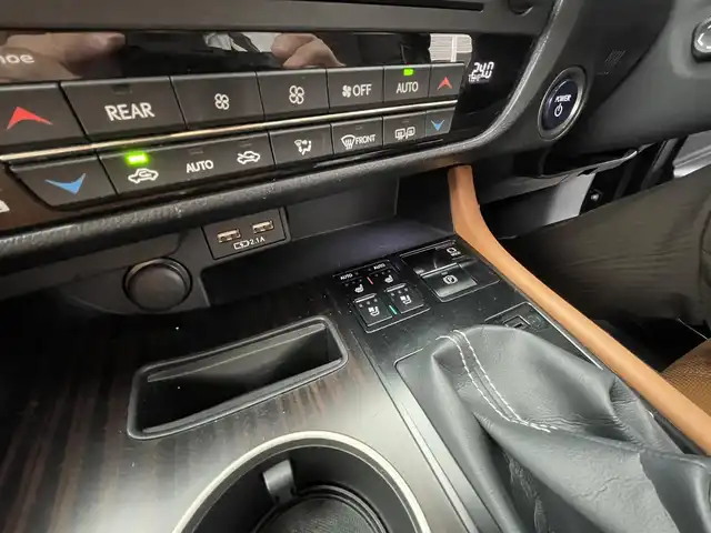 レクサス ＲＸ 450hL 栃木県 2021(令3)年 3.8万km グラファイトブラックガラスフレーク ワンオーナー/6人乗り/ヘッドアップディスプレイ/純正20インチアルミホイール/純正メモリナビ/フルセグテレビ/バックカメラ/クルーズコントロール（ACC）/ドアバイザー/プッシュスタート/パワーバックドア/フットトランクオープナー/ステアリングヒーター/シートヒーター/シートエアコン/Apple CarPlay/ETC