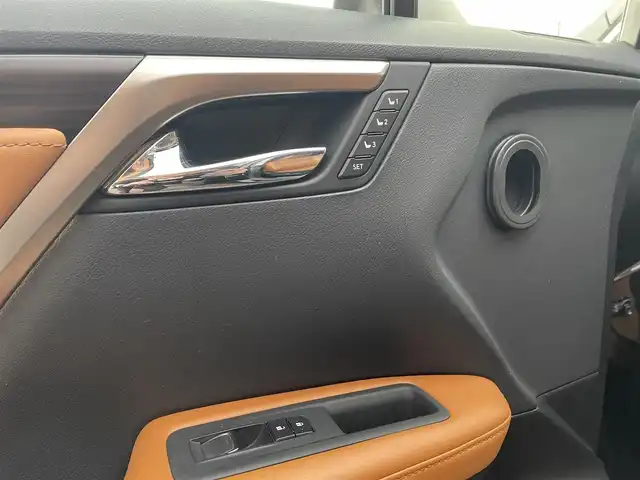 レクサス ＲＸ 450hL 栃木県 2021(令3)年 3.8万km グラファイトブラックガラスフレーク ワンオーナー/6人乗り/ヘッドアップディスプレイ/純正20インチアルミホイール/純正メモリナビ/フルセグテレビ/バックカメラ/クルーズコントロール（ACC）/ドアバイザー/プッシュスタート/パワーバックドア/フットトランクオープナー/ステアリングヒーター/シートヒーター/シートエアコン/Apple CarPlay/ETC