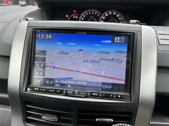 トヨタ ヴォクシー ZS 煌Z 大阪府 2013(平25)年 8.9万km アイスチタニウムマイカメタリック ハーフレザー/アルパインナビ/TV/バックカメラ/後席モニター/純正16インチAW/両側パワースライドドア/ETC/ドラレコ