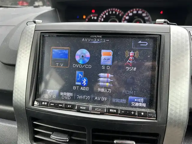 トヨタ ヴォクシー ZS 煌Z 大阪府 2013(平25)年 8.9万km アイスチタニウムマイカメタリック ハーフレザー/アルパインナビ/TV/バックカメラ/後席モニター/純正16インチAW/両側パワースライドドア/ETC/ドラレコ