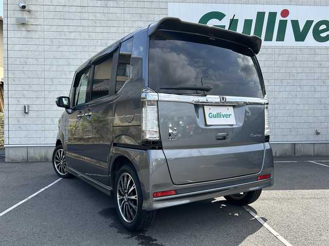 ホンダ Ｎ ＢＯＸ カスタム G ターボSSパッケージ 静岡県 2013(平25)年 4.9万km グレー クルーズコントロール/両側パワースライドドア/横滑り防止装置/プッシュスタート/CD再生、FM/ETC/ドライブレコーダー/純正フロアマット/純正15インチアルミホイール/LEDヘッドライト/ドアバイザー/保証書/取扱説明書
