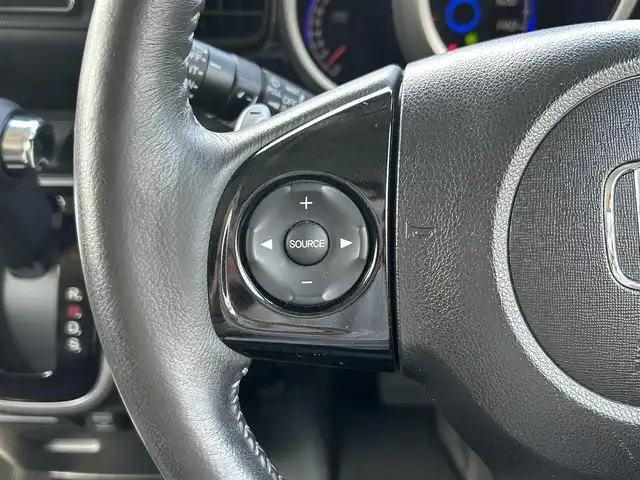 ホンダ Ｎ ＢＯＸ カスタム G ターボSSパッケージ 静岡県 2013(平25)年 4.9万km グレー クルーズコントロール/両側パワースライドドア/横滑り防止装置/プッシュスタート/CD再生、FM/ETC/ドライブレコーダー/純正フロアマット/純正15インチアルミホイール/LEDヘッドライト/ドアバイザー/保証書/取扱説明書