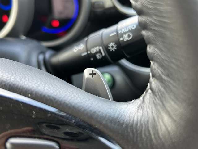 ホンダ Ｎ ＢＯＸ カスタム G ターボSSパッケージ 静岡県 2013(平25)年 4.9万km グレー クルーズコントロール/両側パワースライドドア/横滑り防止装置/プッシュスタート/CD再生、FM/ETC/ドライブレコーダー/純正フロアマット/純正15インチアルミホイール/LEDヘッドライト/ドアバイザー/保証書/取扱説明書