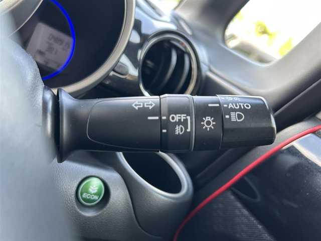 ホンダ Ｎ ＢＯＸ カスタム G ターボSSパッケージ 静岡県 2013(平25)年 4.9万km グレー クルーズコントロール/両側パワースライドドア/横滑り防止装置/プッシュスタート/CD再生、FM/ETC/ドライブレコーダー/純正フロアマット/純正15インチアルミホイール/LEDヘッドライト/ドアバイザー/保証書/取扱説明書