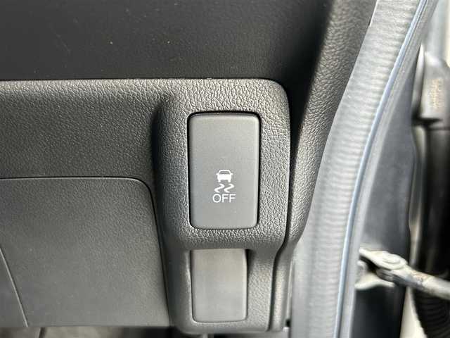 ホンダ Ｎ ＢＯＸ カスタム G ターボSSパッケージ 静岡県 2013(平25)年 4.9万km グレー クルーズコントロール/両側パワースライドドア/横滑り防止装置/プッシュスタート/CD再生、FM/ETC/ドライブレコーダー/純正フロアマット/純正15インチアルミホイール/LEDヘッドライト/ドアバイザー/保証書/取扱説明書
