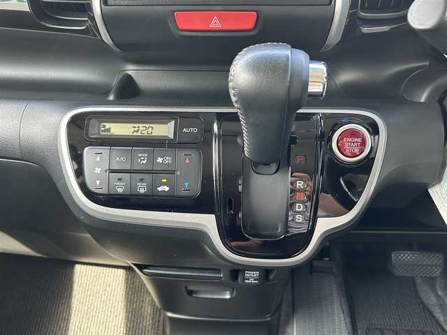 ホンダ Ｎ ＢＯＸ カスタム G ターボSSパッケージ 静岡県 2013(平25)年 4.9万km グレー クルーズコントロール/両側パワースライドドア/横滑り防止装置/プッシュスタート/CD再生、FM/ETC/ドライブレコーダー/純正フロアマット/純正15インチアルミホイール/LEDヘッドライト/ドアバイザー/保証書/取扱説明書