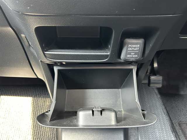 ホンダ Ｎ ＢＯＸ カスタム G ターボSSパッケージ 静岡県 2013(平25)年 4.9万km グレー クルーズコントロール/両側パワースライドドア/横滑り防止装置/プッシュスタート/CD再生、FM/ETC/ドライブレコーダー/純正フロアマット/純正15インチアルミホイール/LEDヘッドライト/ドアバイザー/保証書/取扱説明書