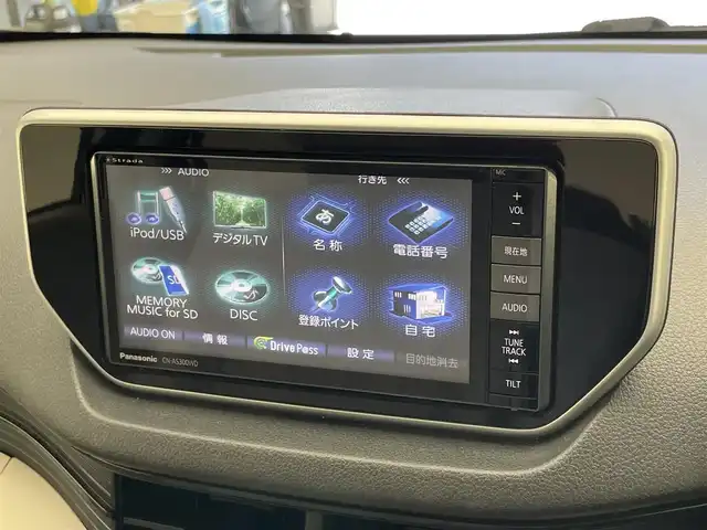 ダイハツ ムーヴ X 愛知県 2016(平28)年 7.4万km パールホワイトⅢ 社外ナビ　フルセグＴＶ　Ｂｌｕｅｔｏｏｔｈ　ＤＶＤ　バックカメラ　ＥＴＣ　プッシュスタート　オートライト　エコアイドル　純正フロアマット　純正１４インチアルミホイール　ドアバイザー　電格ミラー　禁煙車