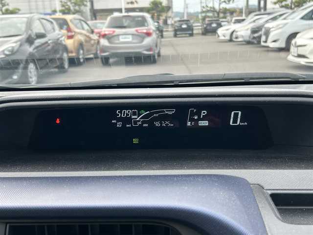 トヨタ アクア S 岡山県 2015(平27)年 4.7万km コバルトブルーメタリック 登録時走行距離46725km/純正ナビ　/フルセグTV/(AM.FM.TV.CD.DVD.BT)/バックカメラ　/前後ドライブレコーダー/ＥＴＣ　/シートヒーター　/横滑り防止装置　/盗難防止　/オートライト　/Ｂｌｕｅｔｏｏｔｈ　/純正フロアマット　　/ミュージックサーバー(SD)