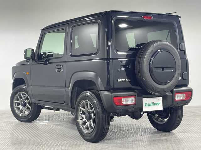 スズキ ジムニー XC 神奈川県 2025(令7)年 0.1万km未満 ブルーイッシュブラックパール3 届出済未使用車/４WD/スズキセーフティサポート/デュアルセンサーブレーキサポート/レーンキープアシスト/クルーズコントロール/アイドリングストップ/リアパーキングセンサー/前席シートヒーター/ヘッドライトウォッシャー/革巻きステアリング/ダウンヒルアシストコントロール/LEDオートライト/フォグランプ/背面タイヤ/フロアマット/ターボ車