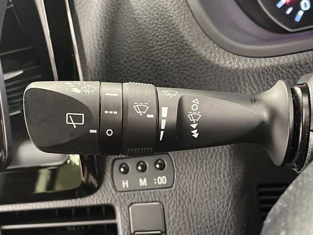 トヨタ ヴォクシー ZS 煌Ⅱ 道央・札幌 2019(令1)年 7.3万km ブラック 4WD/寒冷地仕様/Toyota Safety Sense/・PCS(プリクラッシュセーフティシステム)/・LDA(レーンディパーチャーアラート)/・オートマチックハイビーム/・先行車発進告知/Panasonicフローティングナビ/ (CD/DVD/BT)/フルセグTV/バックカメラ/ETC/ALPINEフリップダウンモニター/革巻きステアリング/ステアリングスイッチ/クルーズコントロール/両側パワースライドドア/プッシュスタート/スマートキー/スペアキー/社外エンジンスターター/純正16インチAW/オートライト/純正LEDヘッドライト/フォグランプ/ウインカーミラー/電動格納ミラー/純正ドアバイザー/純正フロアマット/横滑り防止装置/アイドリングストップ/取扱説明書/保証書