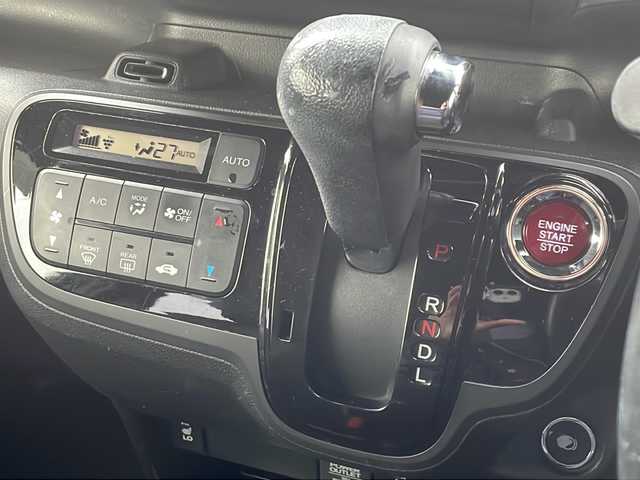 ホンダ Ｎ ＢＯＸ スラッシュ X 徳島県 2015(平27)年 11.8万km スマートブラック 純正7型ナビ　VRM-155VFi/(フルセグ/DISC/BT/ラジオ/USB/SD/HDMI）/バックカメラ/クルーズコントロール/ステアリングヒーター/D/N席シートヒーター/ハーフレザーシート/UVカットフロントドアガラス/ディスチャージヘッドライト/サウンドマッピングシステム/ドライブレコーダー/オートリトラミラー/純正フロアマット/スペアキー/置くだけ充電/取扱説明書/新車時保証書