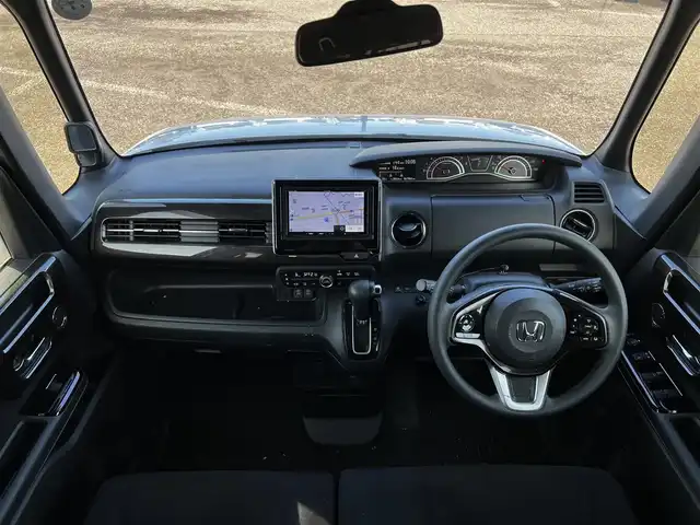 ホンダ Ｎ ＢＯＸ カスタム G L ホンダセンシング 道央・札幌 2019(令1)年 6.7万km プラチナホワイトパール ４WD/社外SDナビ/AM/FM/BT/SD/CD/フルセグ/ホンダセンシング/衝突被害軽減ブレーキ/横滑り防止装置/アダプティブクルーズコントロール/レーンキープアシスト/コーナーセンサー/バックカメラ/ビルトインETC/アイドリングストップ/ECOMODE/両側パワースライドドア/前席シートヒーター/ステアリングリモコン/プッシュスタート/スマートキー/LEDヘッドライト/オートライト/オートマチックハイビーム/フォグランプ/電動格納ミラー/ヒーテッドドアミラー/ウィンカーミラー/純正フロアマット/ドアバイザー/純正エンジンスターター