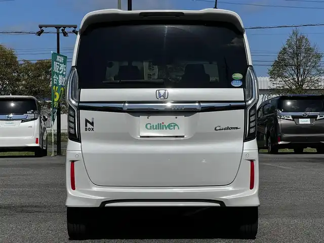 ホンダ Ｎ ＢＯＸ カスタム G L ホンダセンシング 道央・札幌 2019(令1)年 6.7万km プラチナホワイトパール ４WD/社外SDナビ/AM/FM/BT/SD/CD/フルセグ/ホンダセンシング/衝突被害軽減ブレーキ/横滑り防止装置/アダプティブクルーズコントロール/レーンキープアシスト/コーナーセンサー/バックカメラ/ビルトインETC/アイドリングストップ/ECOMODE/両側パワースライドドア/前席シートヒーター/ステアリングリモコン/プッシュスタート/スマートキー/LEDヘッドライト/オートライト/オートマチックハイビーム/フォグランプ/電動格納ミラー/ヒーテッドドアミラー/ウィンカーミラー/純正フロアマット/ドアバイザー/純正エンジンスターター