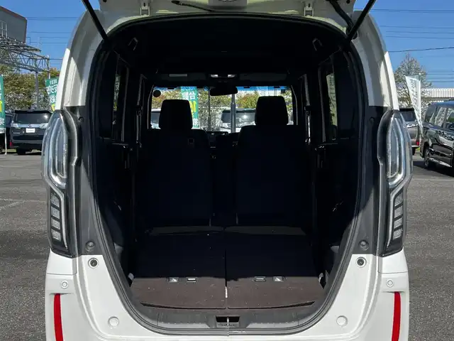 ホンダ Ｎ ＢＯＸ カスタム G L ホンダセンシング 道央・札幌 2019(令1)年 6.7万km プラチナホワイトパール ４WD/社外SDナビ/AM/FM/BT/SD/CD/フルセグ/ホンダセンシング/衝突被害軽減ブレーキ/横滑り防止装置/アダプティブクルーズコントロール/レーンキープアシスト/コーナーセンサー/バックカメラ/ビルトインETC/アイドリングストップ/ECOMODE/両側パワースライドドア/前席シートヒーター/ステアリングリモコン/プッシュスタート/スマートキー/LEDヘッドライト/オートライト/オートマチックハイビーム/フォグランプ/電動格納ミラー/ヒーテッドドアミラー/ウィンカーミラー/純正フロアマット/ドアバイザー/純正エンジンスターター