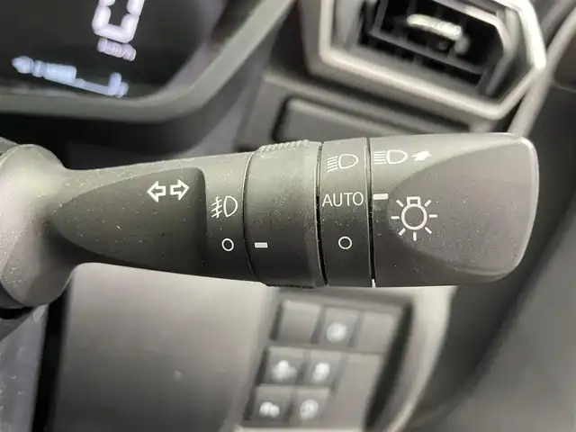 トヨタ ライズ Z 鹿児島県 2020(令2)年 3.5万km ブラックマイカメタリック/シャイニングホワイトパール ワンオーナー/禁煙車/純正9インチディスプレイオーディオ(フルセグTV)/バックカメラ/スマートアシスト/追従型クルーズコントロール/前後コーナーセンサー/LEDヘッドライト/前席シートヒーター/純正フロアマット/純正ドアバイザー/純正アルミホイール/ETC/前後ドライブレコーダー/オートライト/オートマチックハイビーム