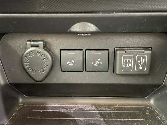 トヨタ ライズ Z 鹿児島県 2020(令2)年 3.5万km ブラックマイカメタリック/シャイニングホワイトパール ワンオーナー/禁煙車/純正9インチディスプレイオーディオ(フルセグTV)/バックカメラ/スマートアシスト/追従型クルーズコントロール/前後コーナーセンサー/LEDヘッドライト/前席シートヒーター/純正フロアマット/純正ドアバイザー/純正アルミホイール/ETC/前後ドライブレコーダー/オートライト/オートマチックハイビーム