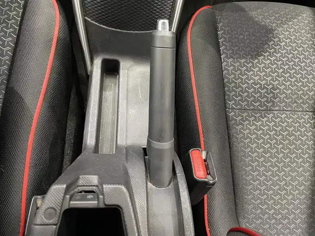 トヨタ ライズ Z 鹿児島県 2020(令2)年 3.5万km ブラックマイカメタリック/シャイニングホワイトパール ワンオーナー/禁煙車/純正9インチディスプレイオーディオ(フルセグTV)/バックカメラ/スマートアシスト/追従型クルーズコントロール/前後コーナーセンサー/LEDヘッドライト/前席シートヒーター/純正フロアマット/純正ドアバイザー/純正アルミホイール/ETC/前後ドライブレコーダー/オートライト/オートマチックハイビーム