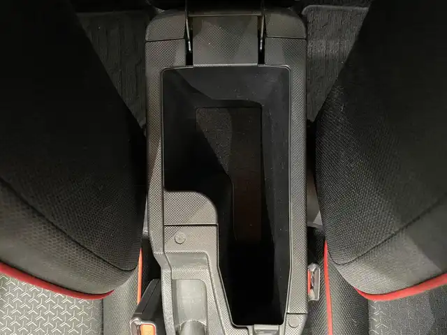 トヨタ ライズ Z 鹿児島県 2020(令2)年 3.5万km ブラックマイカメタリック/シャイニングホワイトパール ワンオーナー/禁煙車/純正9インチディスプレイオーディオ(フルセグTV)/バックカメラ/スマートアシスト/追従型クルーズコントロール/前後コーナーセンサー/LEDヘッドライト/前席シートヒーター/純正フロアマット/純正ドアバイザー/純正アルミホイール/ETC/前後ドライブレコーダー/オートライト/オートマチックハイビーム