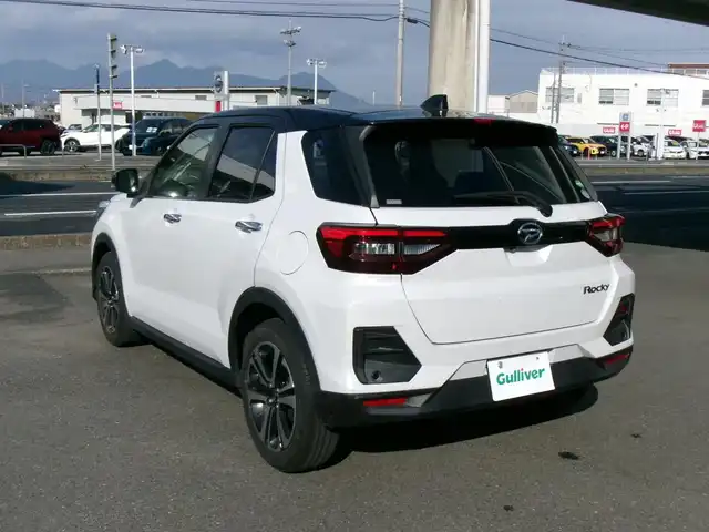 ダイハツ ロッキー プレミアム 群馬県 2019(令1)年 2.4万km ブラックマイカメタリック/シャイニングホワイトパール ワンオーナー/純正メモリーナビ・フルセグTV/　・BT・DVD(NMZK-W70D)/TVキット(走行中視聴可)/パノラマモニター/スマートアシスト/ブラインドスポットモニター/社外前後ドラレコ(HDR-015)/ビルトインETC/ハーフレザーシート/前席シートヒーター/LEDヘッドライト/スマートキー×2＆プッシュスタート/保証書＆取説
