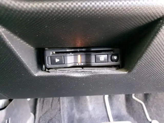 ダイハツ ロッキー プレミアム 群馬県 2019(令1)年 2.4万km ブラックマイカメタリック/シャイニングホワイトパール ワンオーナー/純正メモリーナビ・フルセグTV/　・BT・DVD(NMZK-W70D)/TVキット(走行中視聴可)/パノラマモニター/スマートアシスト/ブラインドスポットモニター/社外前後ドラレコ(HDR-015)/ビルトインETC/ハーフレザーシート/前席シートヒーター/LEDヘッドライト/スマートキー×2＆プッシュスタート/保証書＆取説